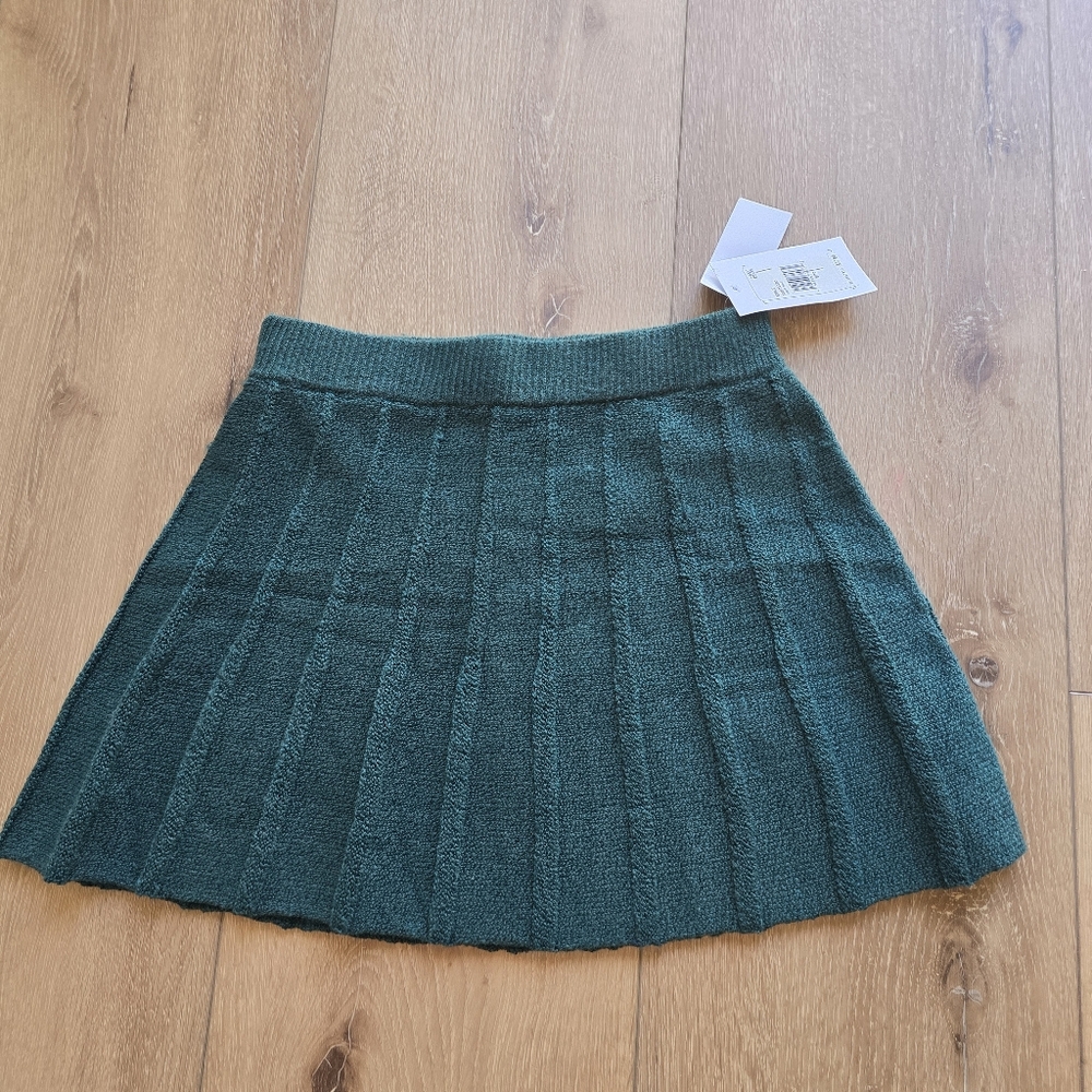 abercrombie kids Girls' Pleated Sweater Skirt Size 9 10